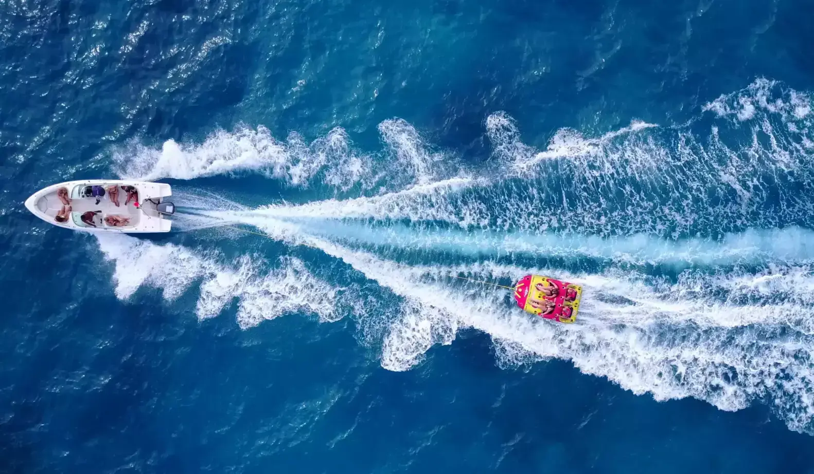 water-sports-the-captains-club